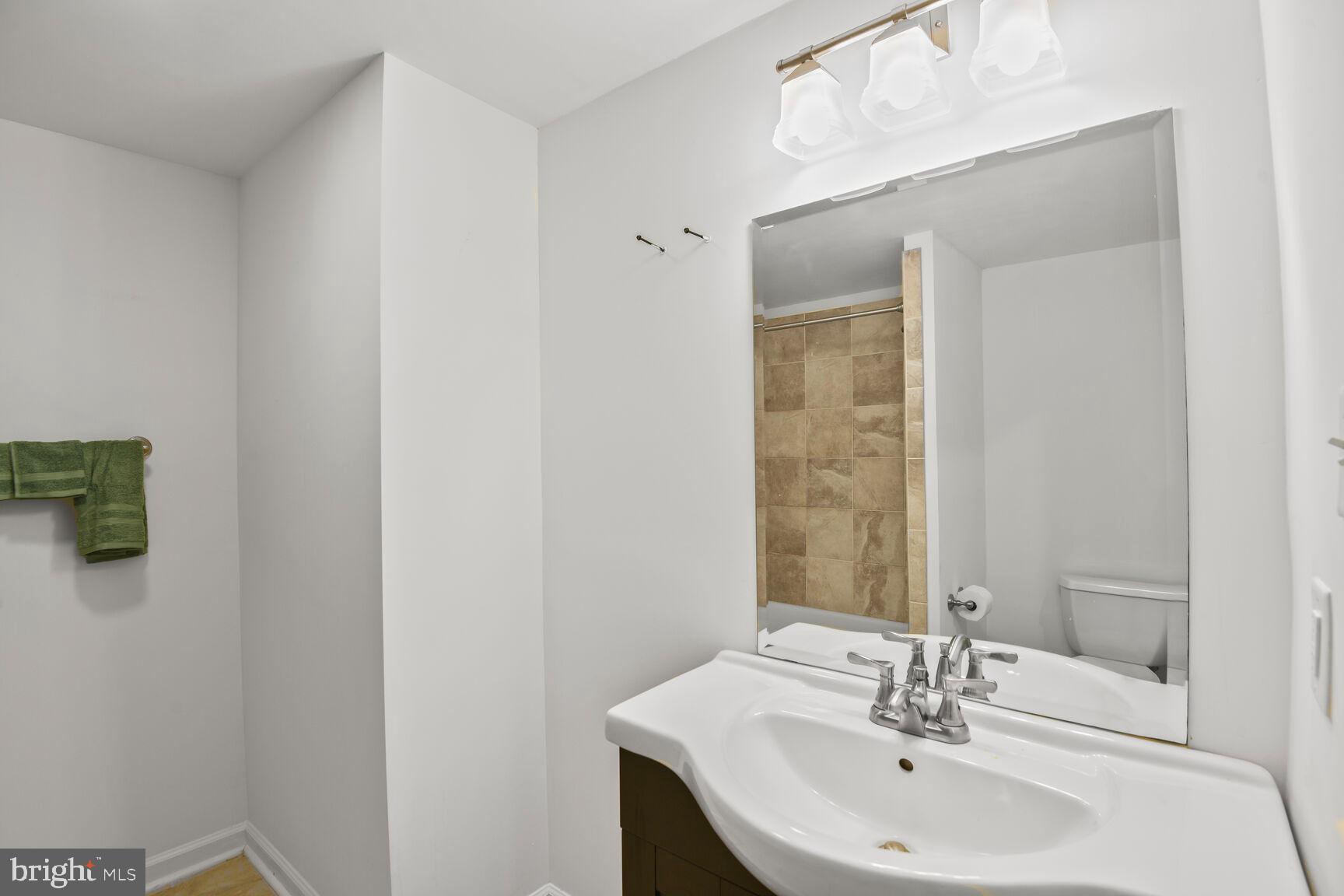 ENCLAVE AT SEVEN OAKS - Residential