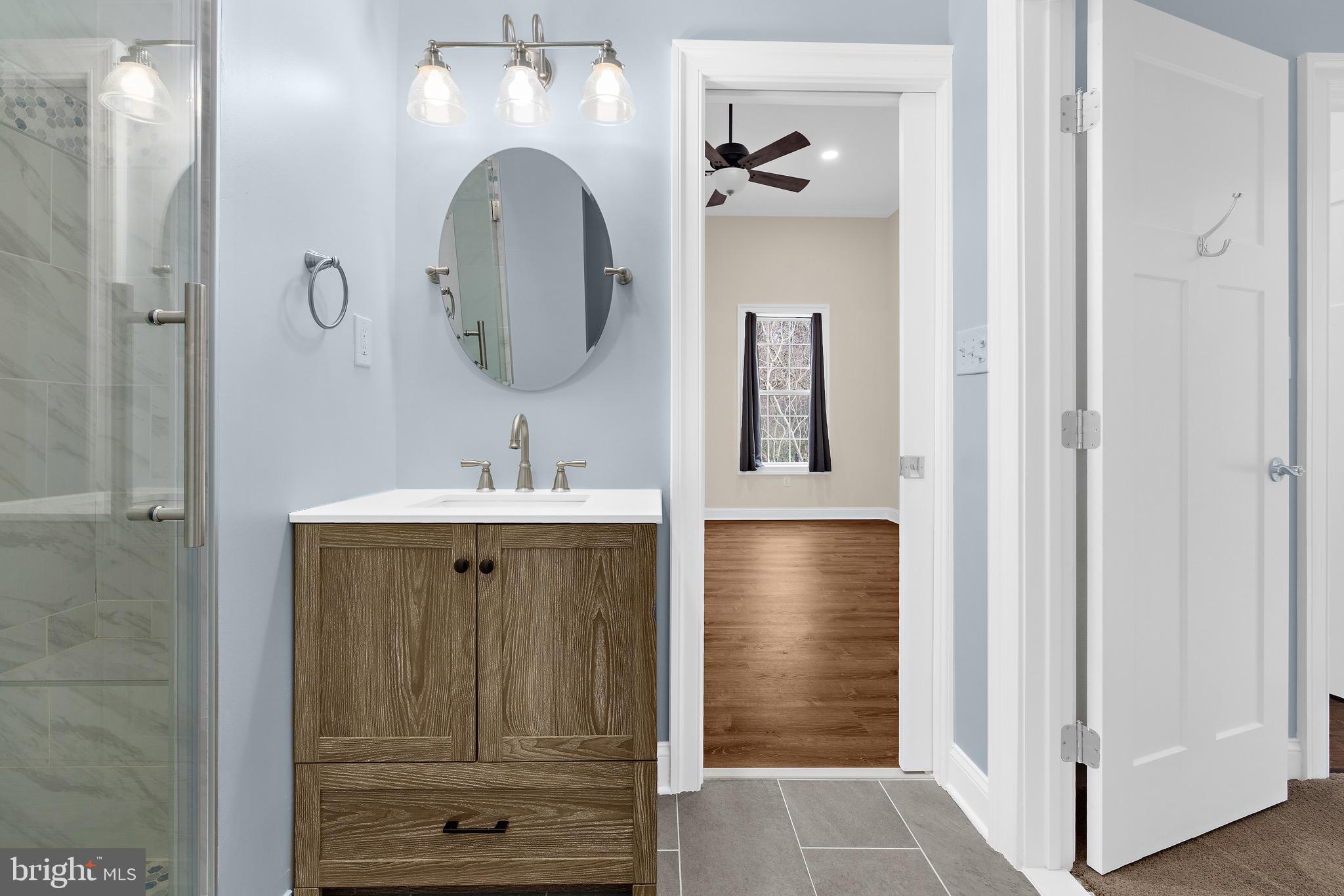 PENDENNIS MOUNT - Residential Lease