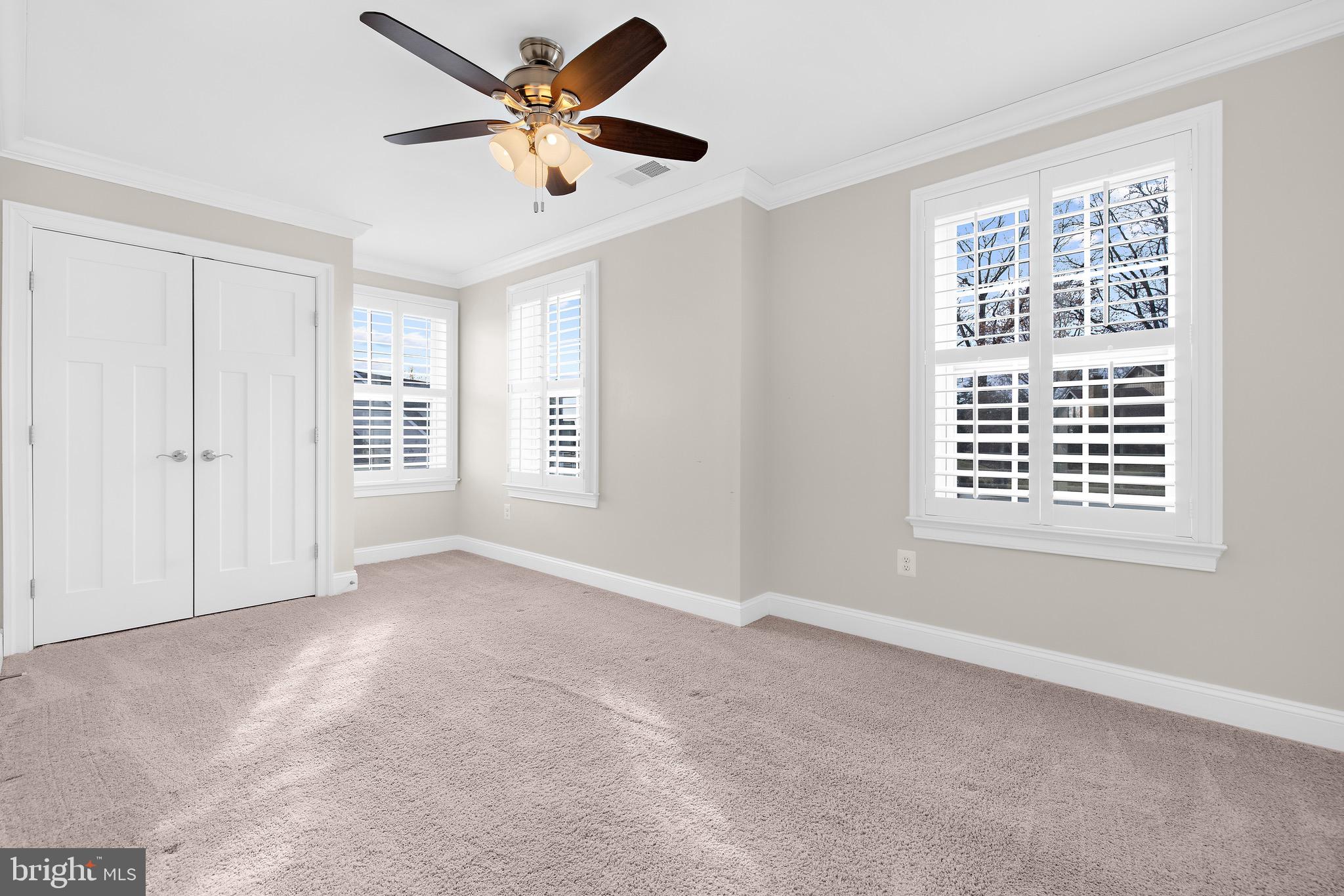 PENDENNIS MOUNT - Residential Lease