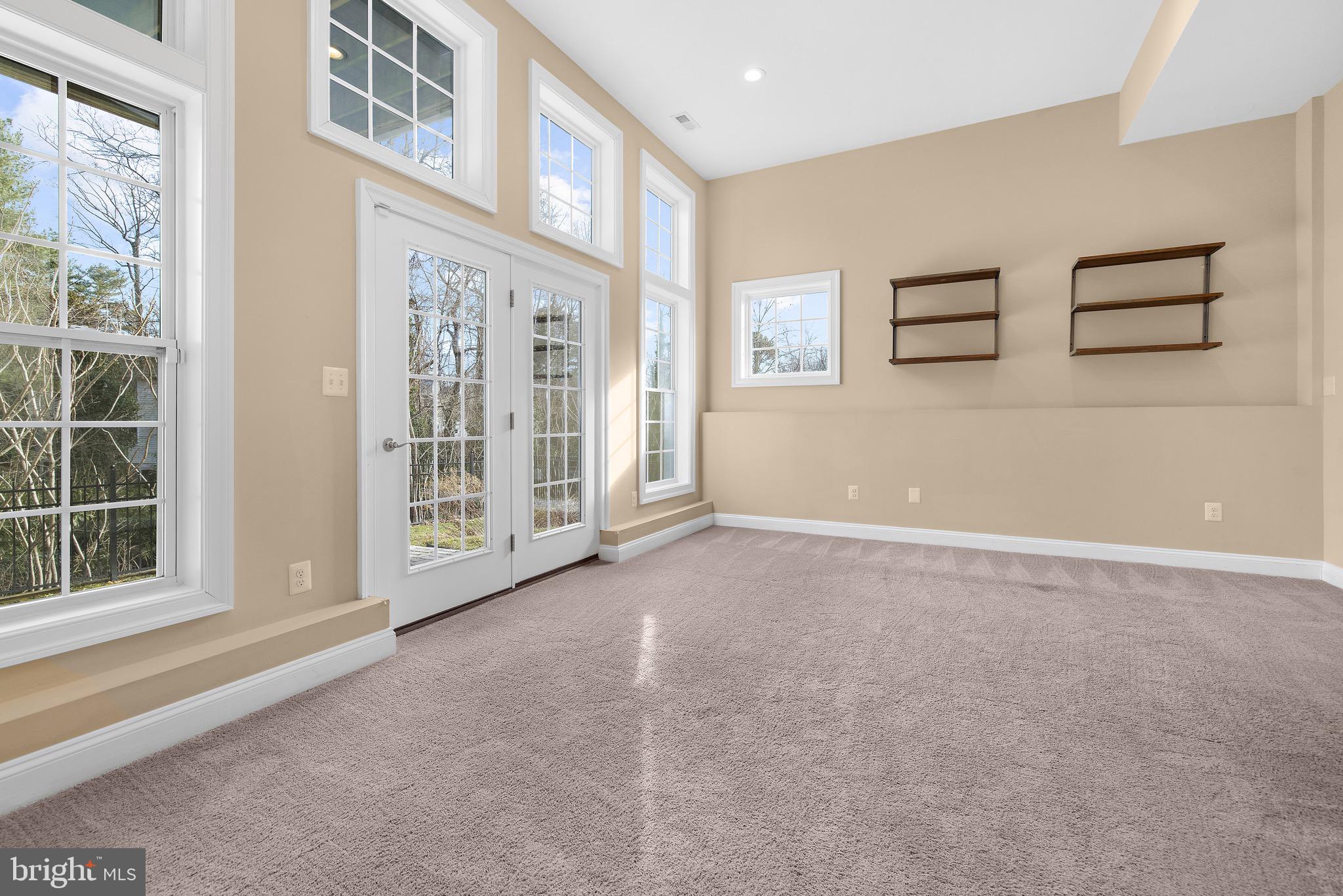 PENDENNIS MOUNT - Residential Lease