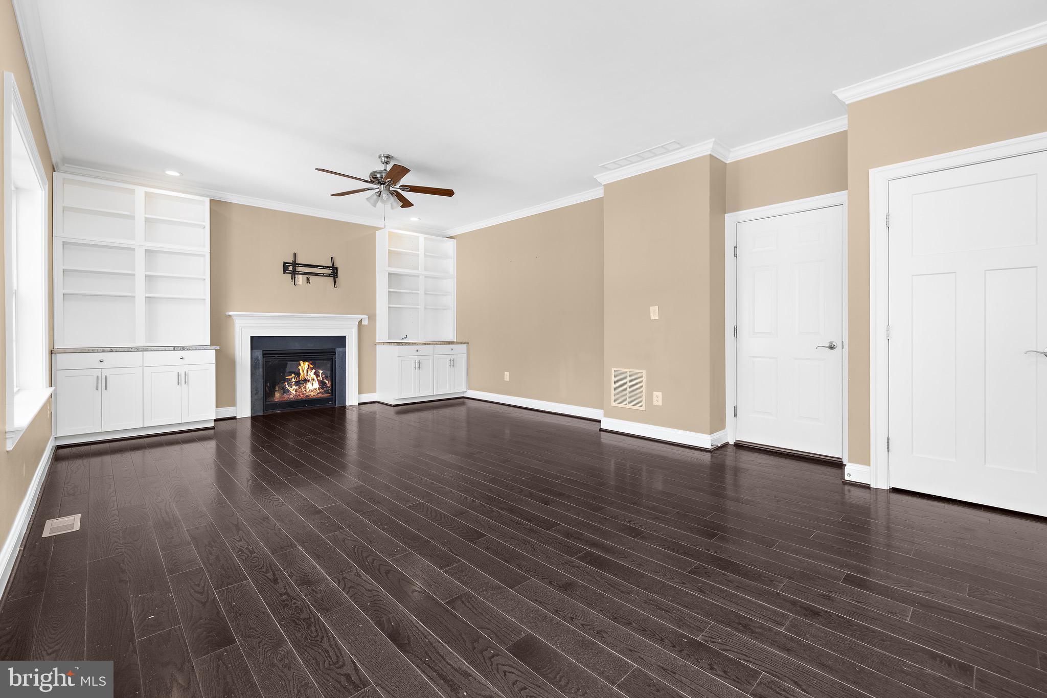 PENDENNIS MOUNT - Residential Lease