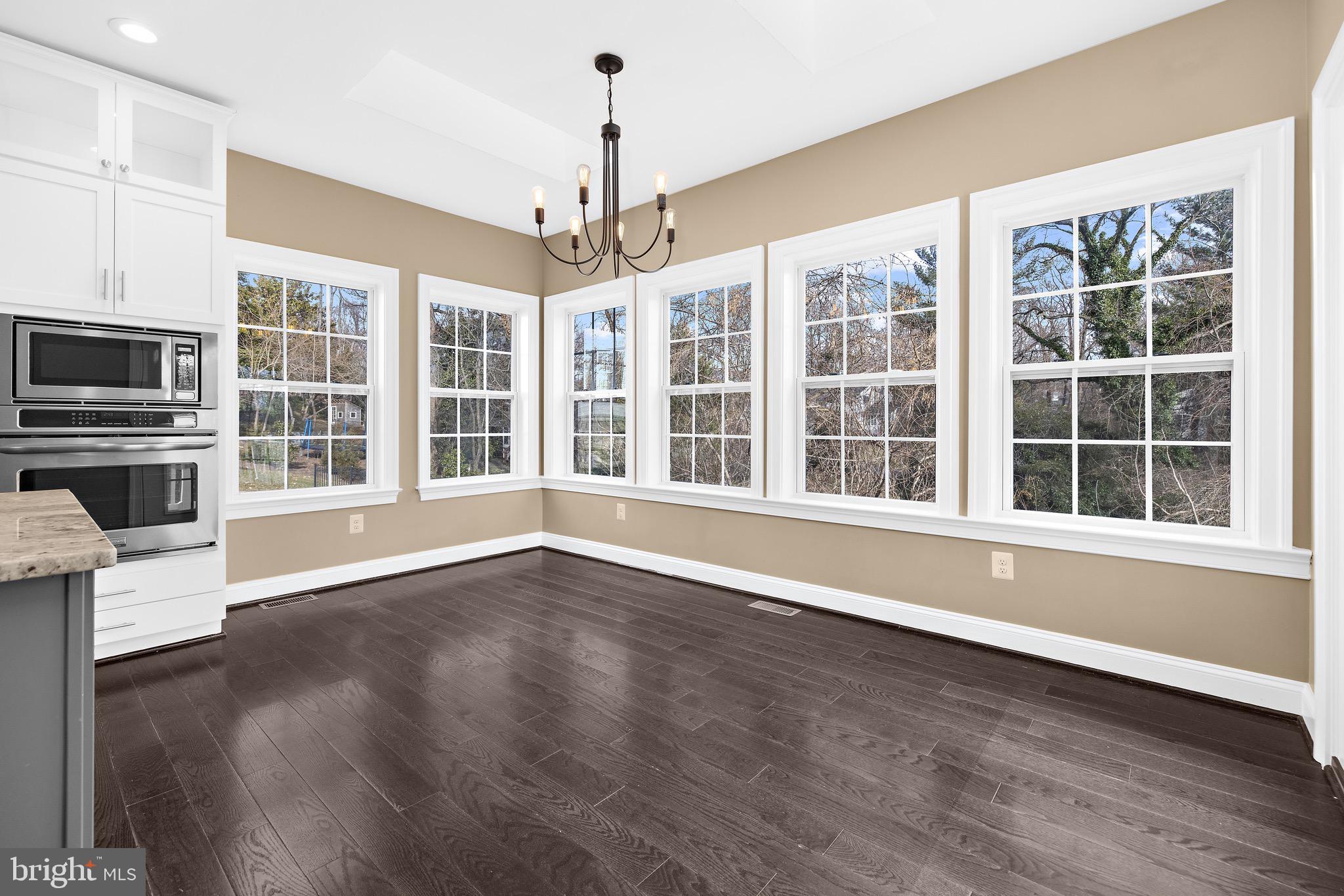 PENDENNIS MOUNT - Residential Lease