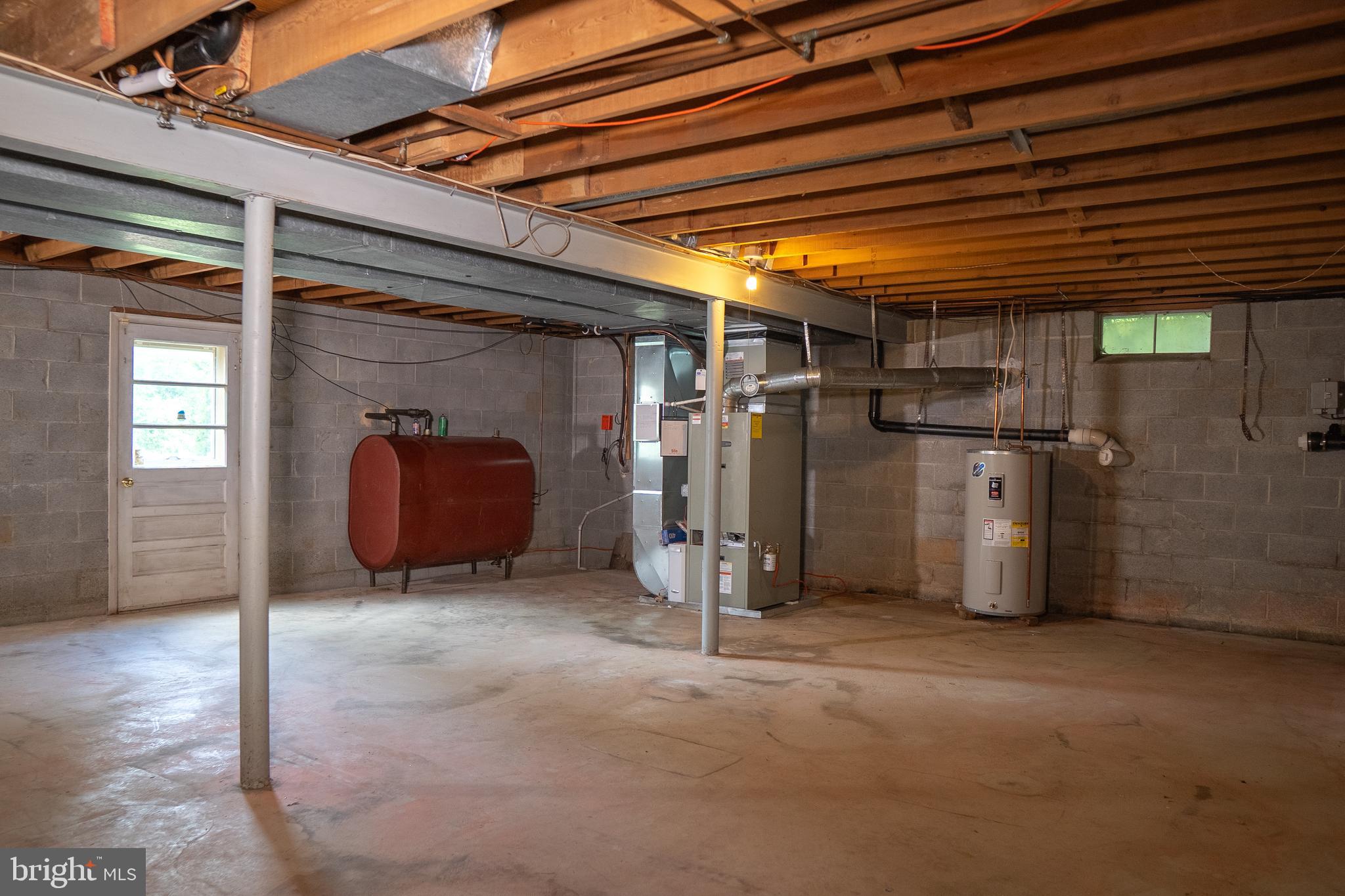 LAND GRANT FARMS - Residential