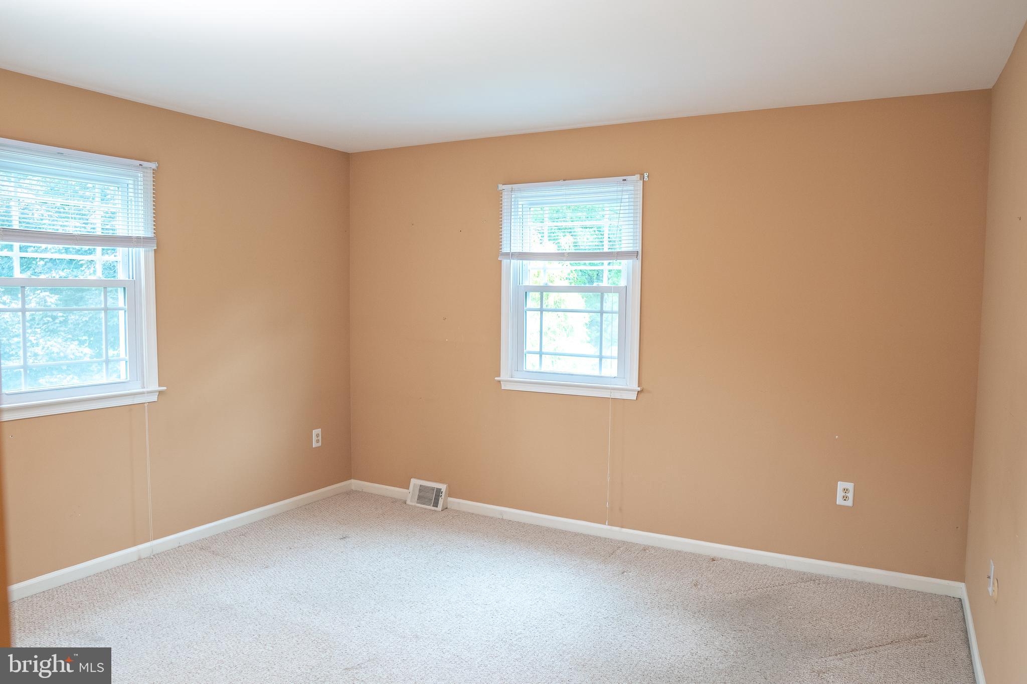 LAND GRANT FARMS - Residential