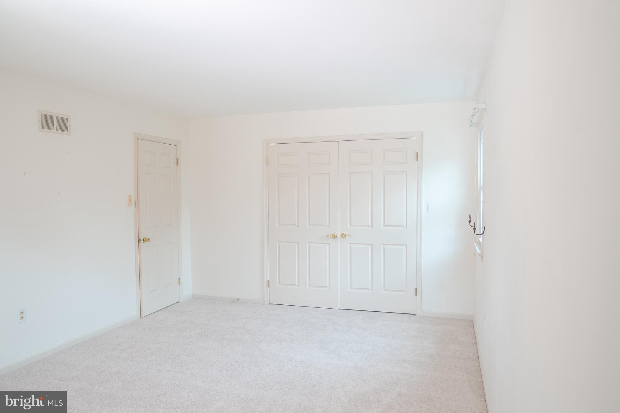 LAND GRANT FARMS - Residential