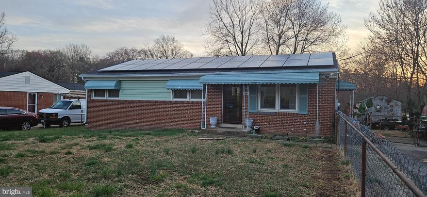 This home is a perfect opportunity for a buyer with a vision! The spacious backyard offers plenty of room for gardening or hosting gatherings with family and friends. Recent updates by the sellers include the roof, HVAC system, windows, French drain, and solar panels—all within the last 5 years.  Original hardwood flooring throughout main level. The bathrooms have also been updated, and the basement is partially finished, ready for your personal touch.  

All that's missing is you and your imagination! Sold as-is.