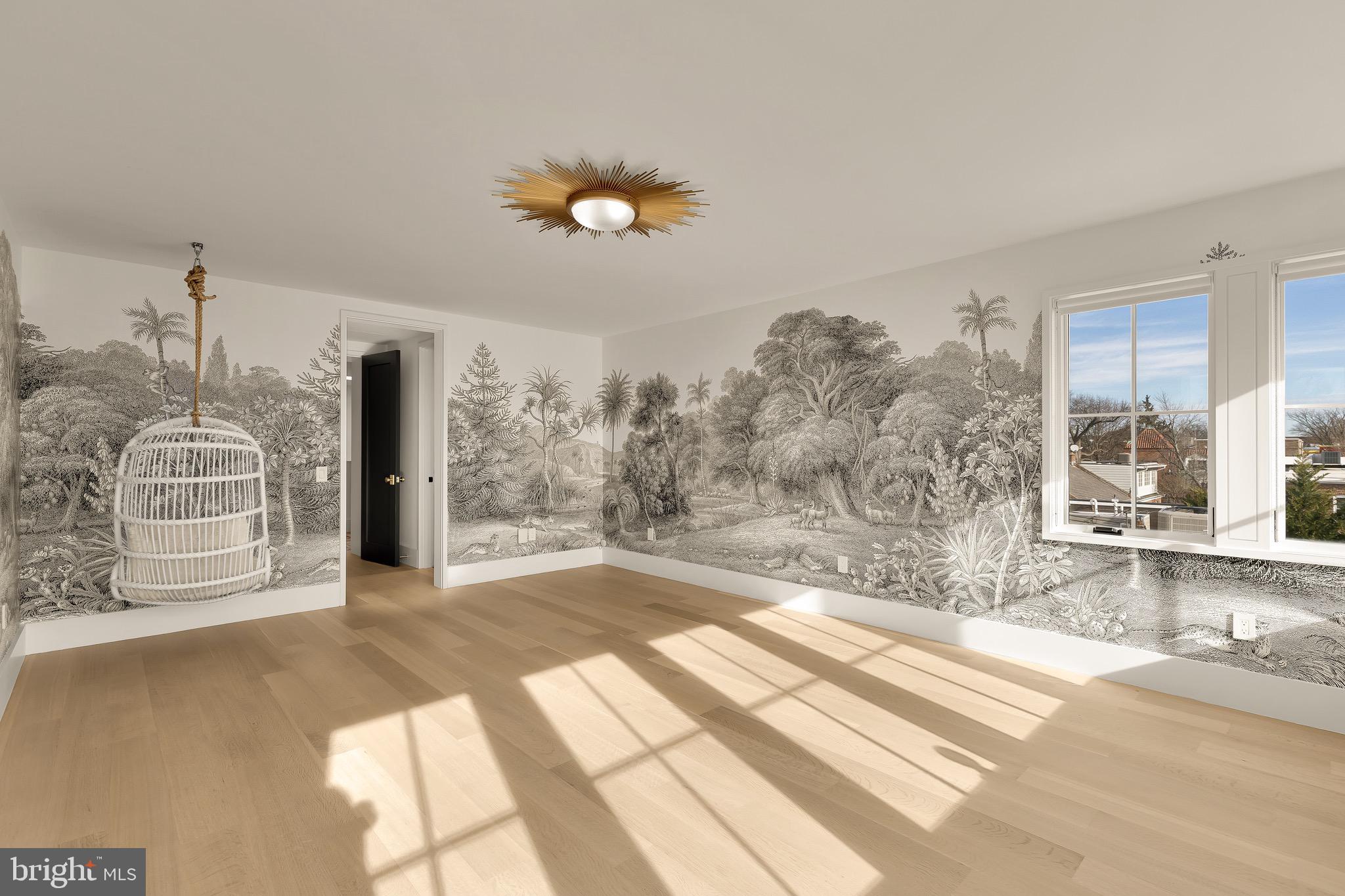 CAPITOL HILL - Residential