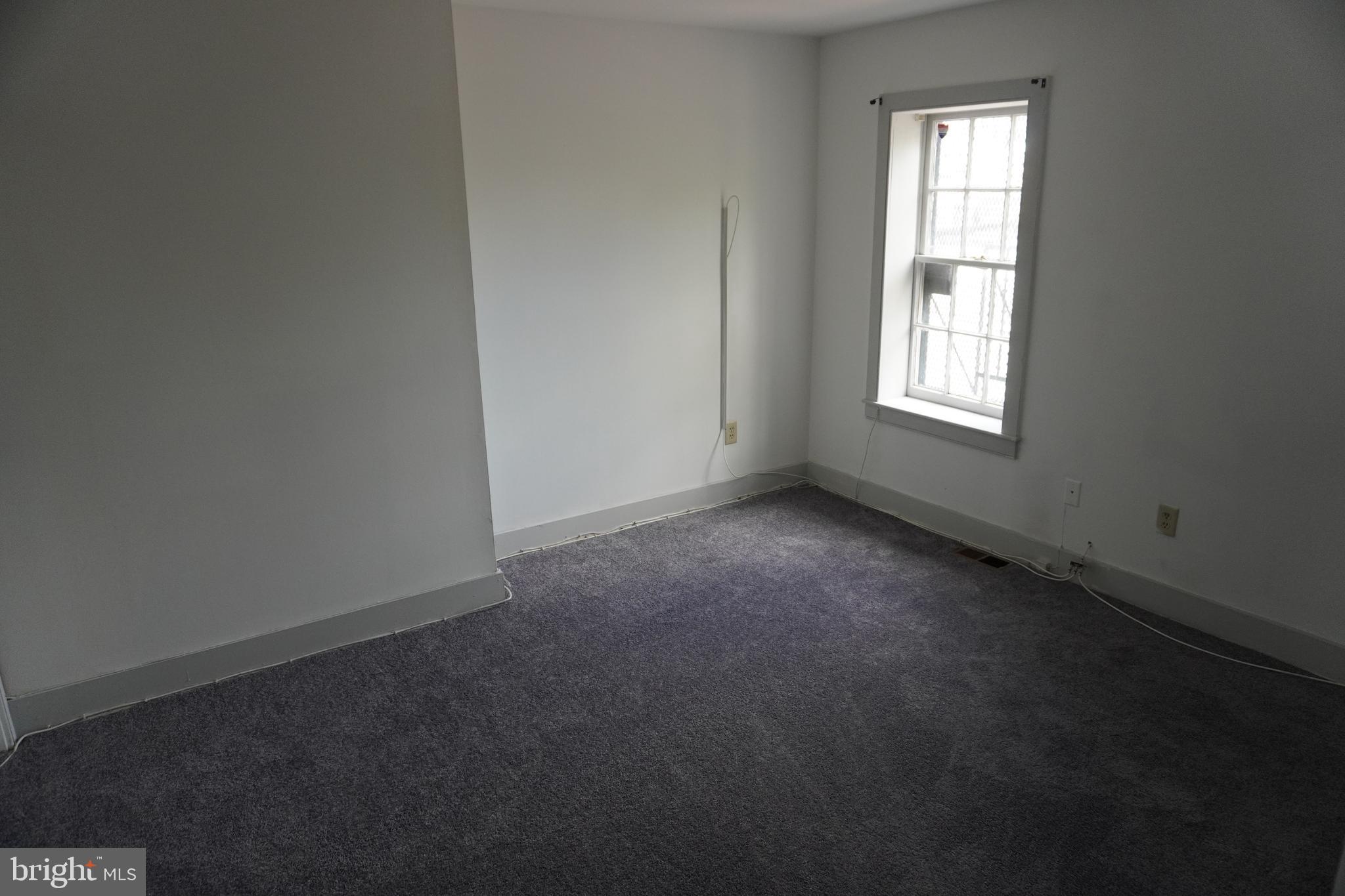 HOLLINS MARKET - Residential Lease