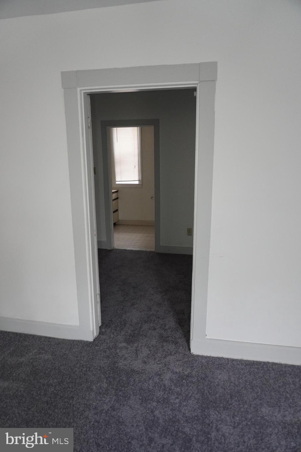 HOLLINS MARKET - Residential Lease