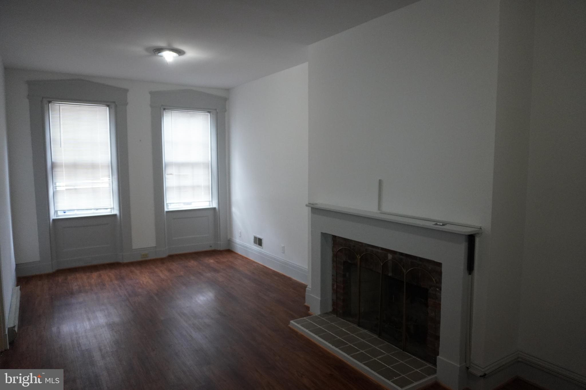 HOLLINS MARKET - Residential Lease