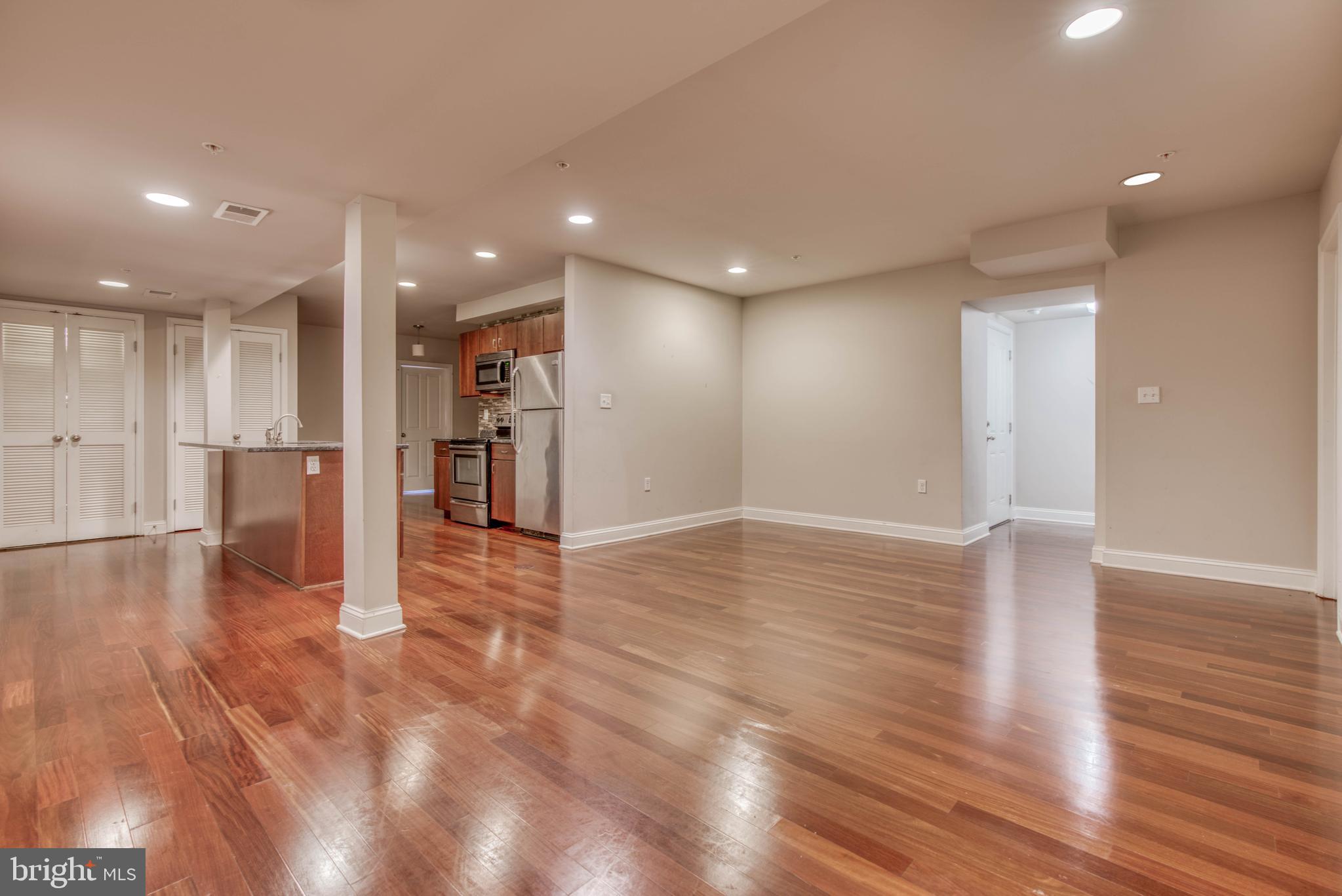 MOUNT VERNON PLACE HISTORIC DISTRICT - Residential Lease