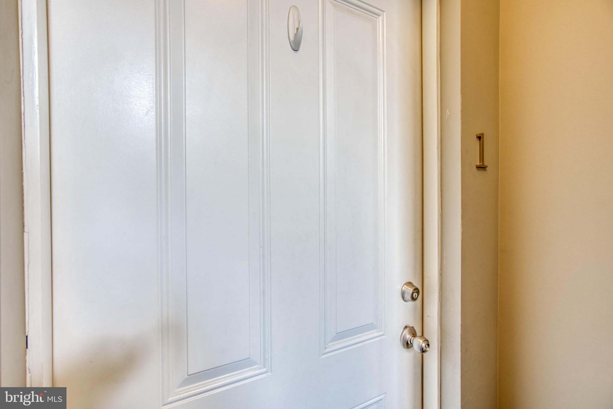 MOUNT VERNON PLACE HISTORIC DISTRICT - Residential Lease