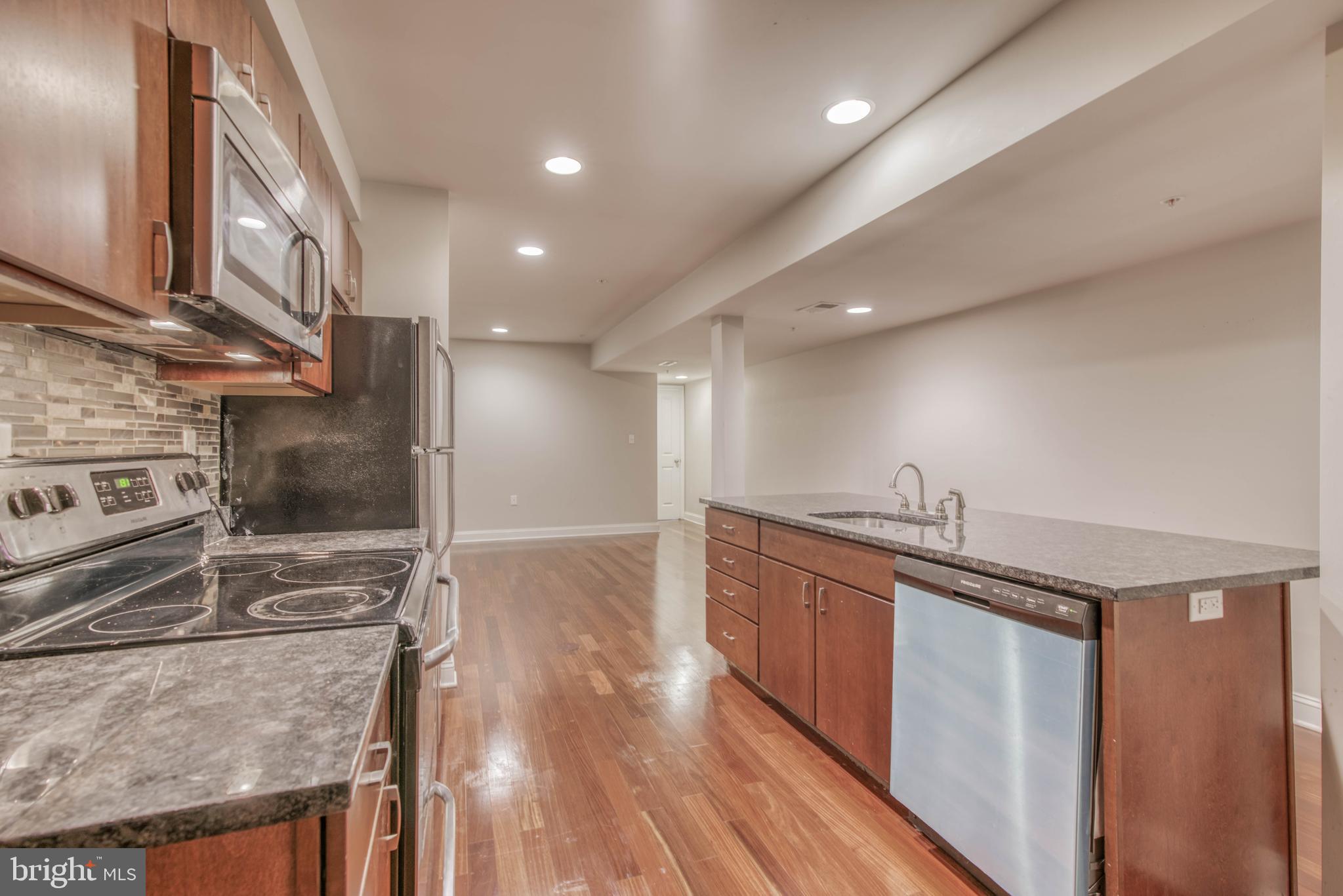 MOUNT VERNON PLACE HISTORIC DISTRICT - Residential Lease