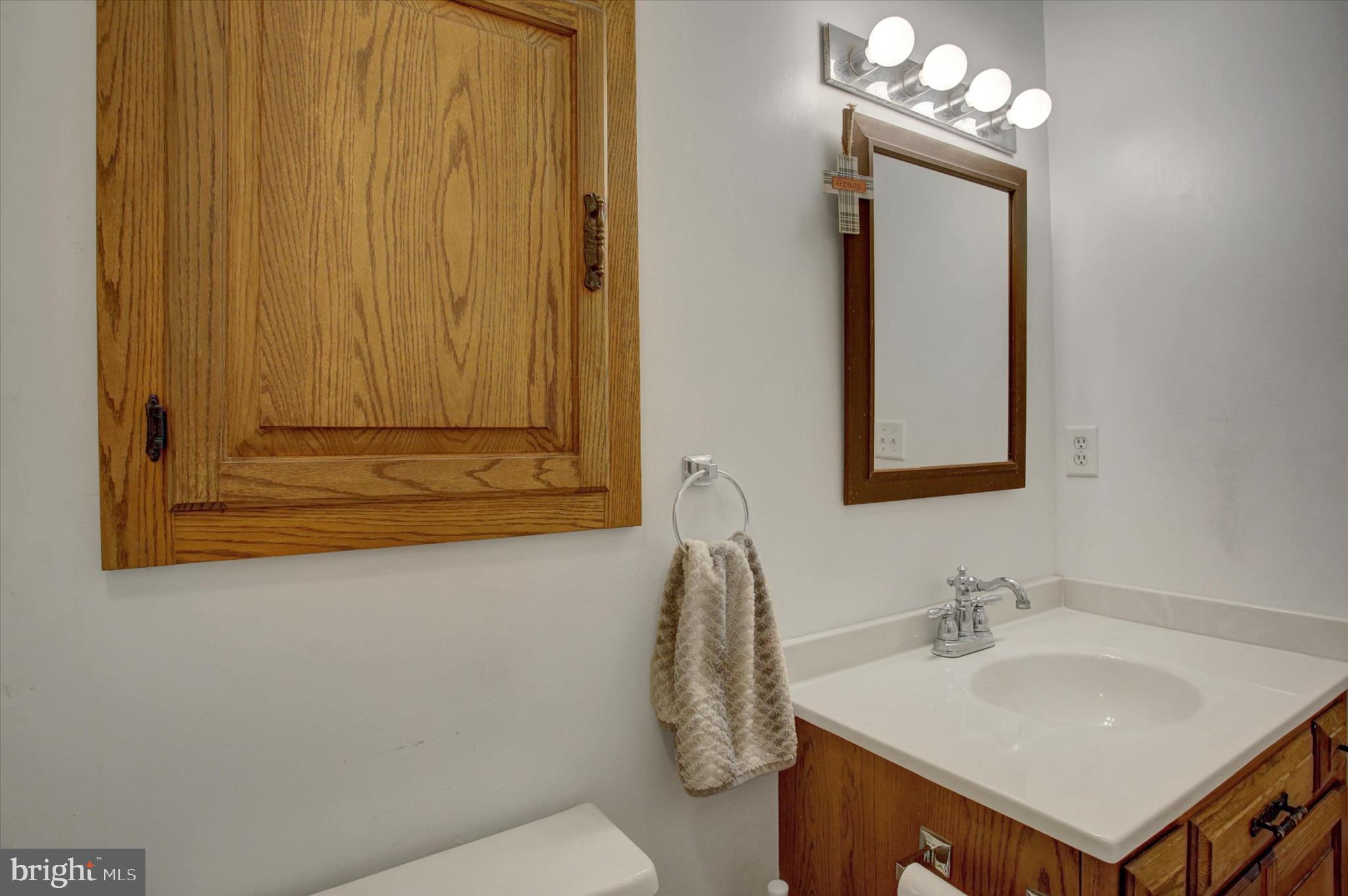 MORNINGSTAR SQUARE - Residential