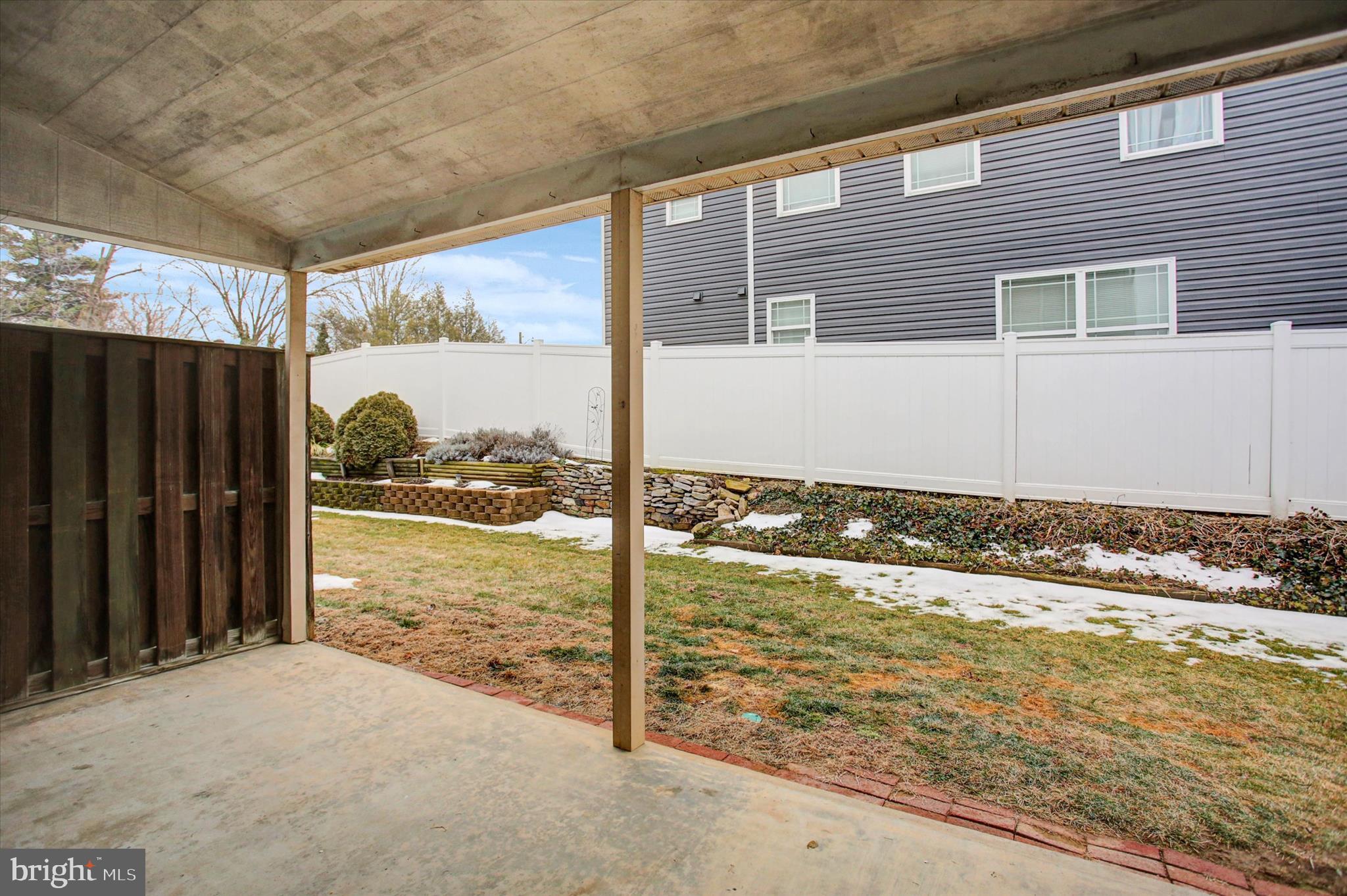 MORNINGSTAR SQUARE - Residential