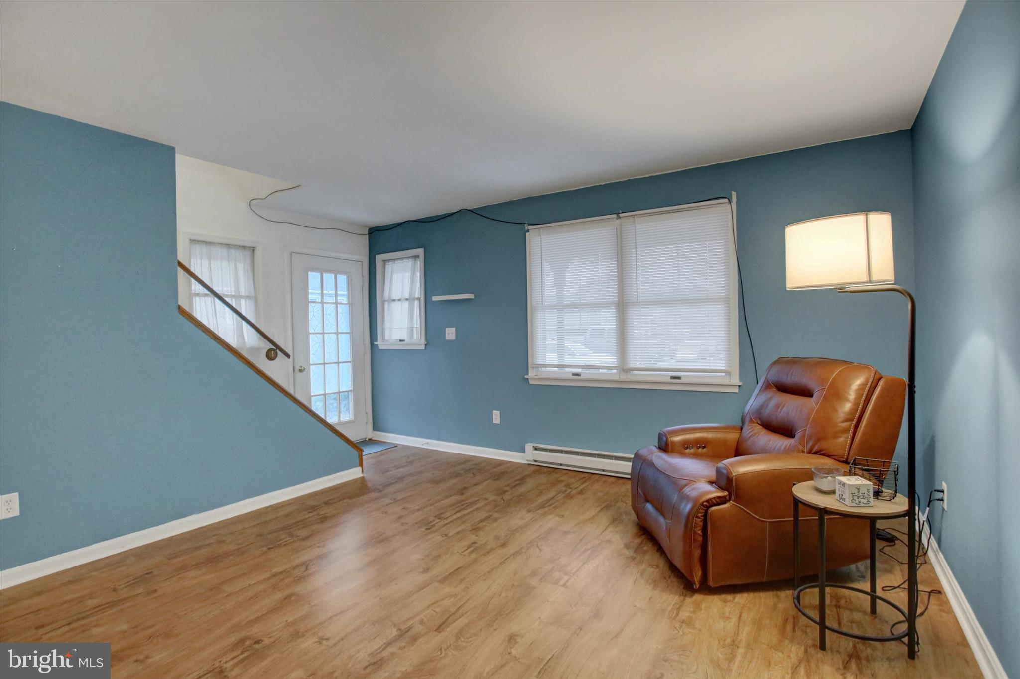 MORNINGSTAR SQUARE - Residential