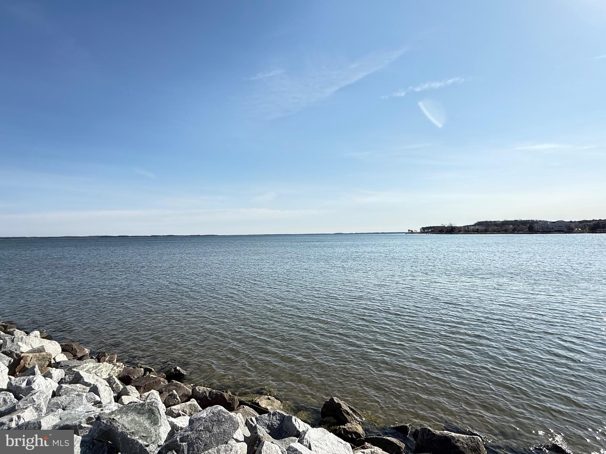 QUEENS LANDING - Residential