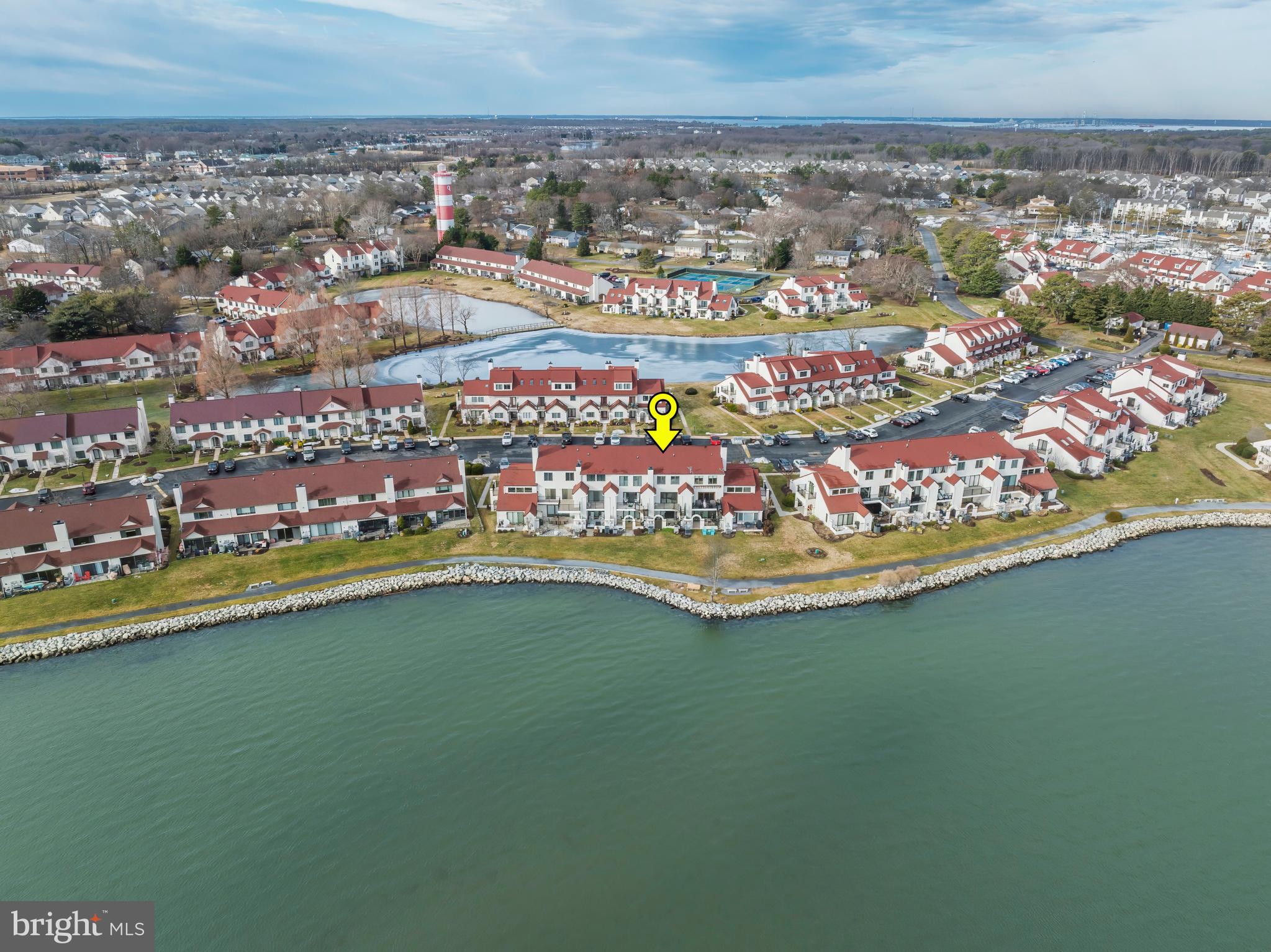 QUEENS LANDING - Residential