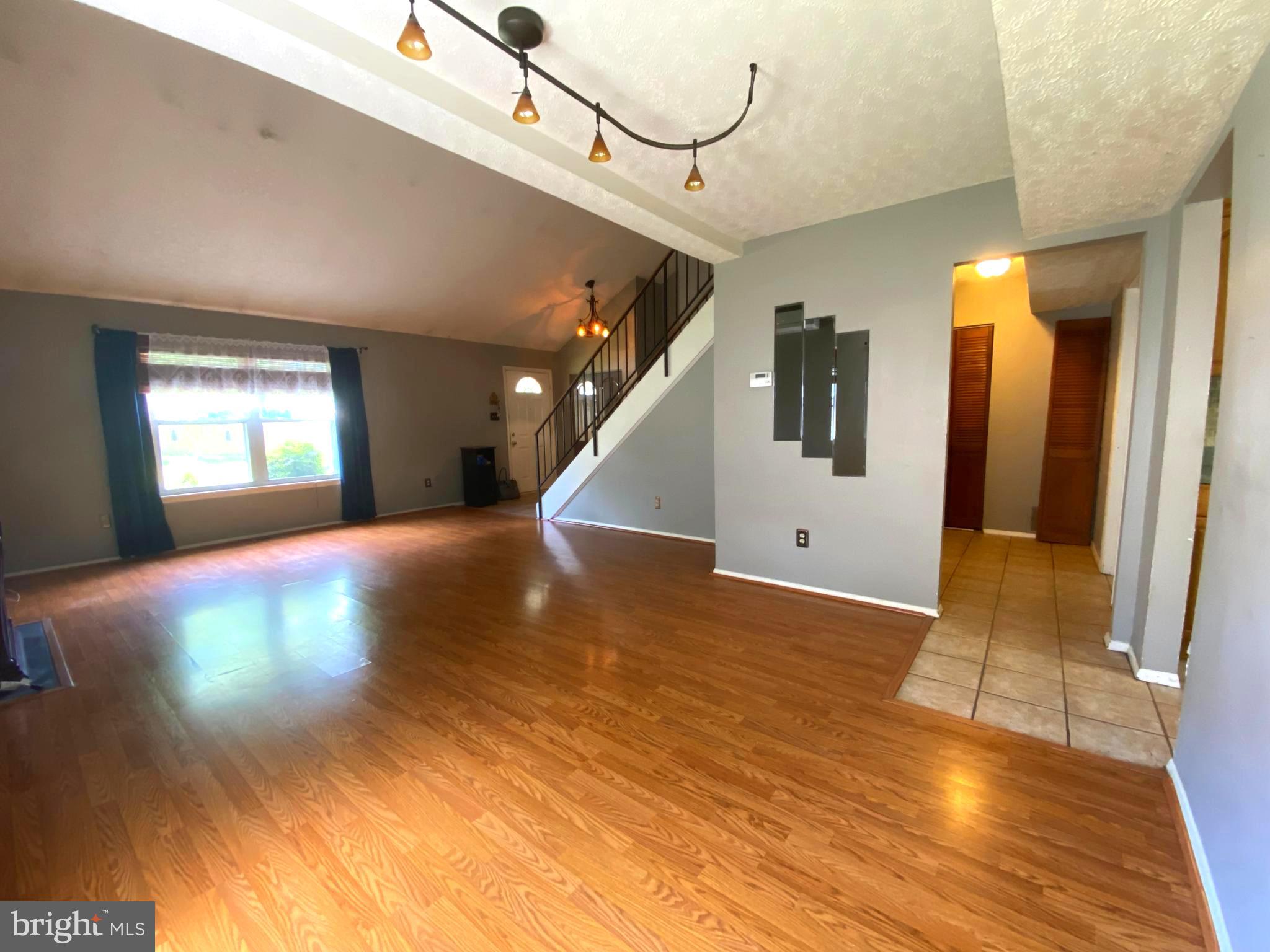 HARFORD LANDING - Residential