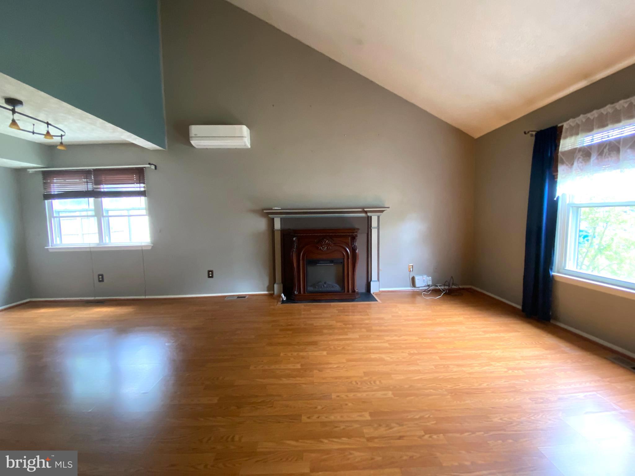 HARFORD LANDING - Residential