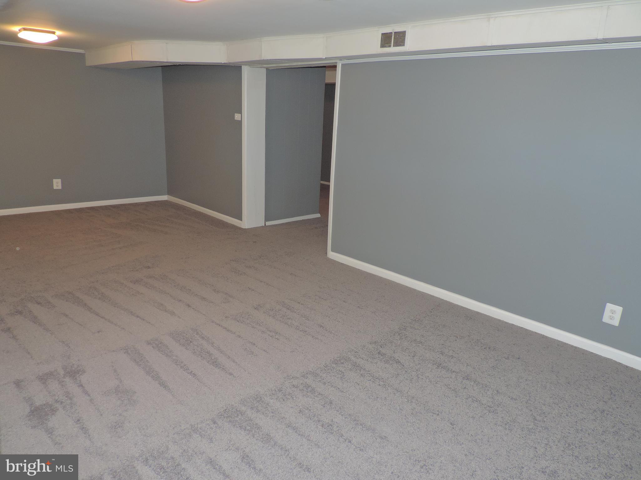 ABERDEEN HILLS - Residential