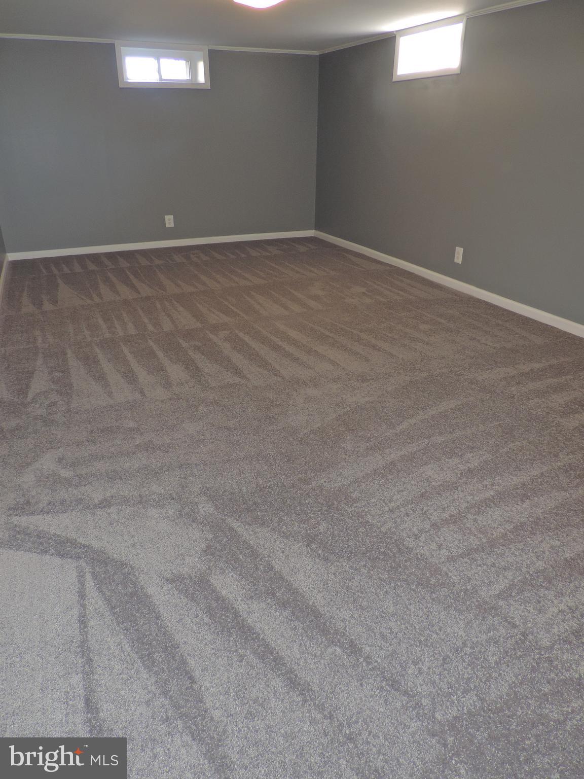 ABERDEEN HILLS - Residential