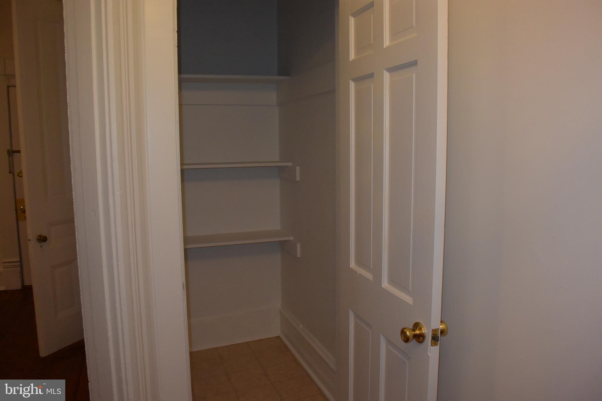 OLD TOWN - Residential Lease