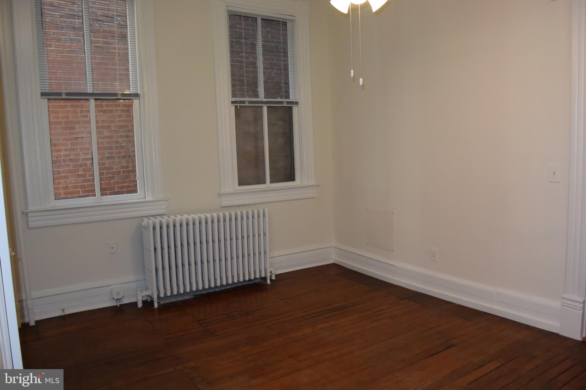 OLD TOWN - Residential Lease