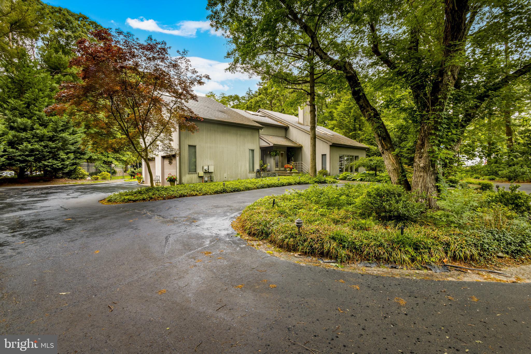 184 PITMAN DOWNER ROAD