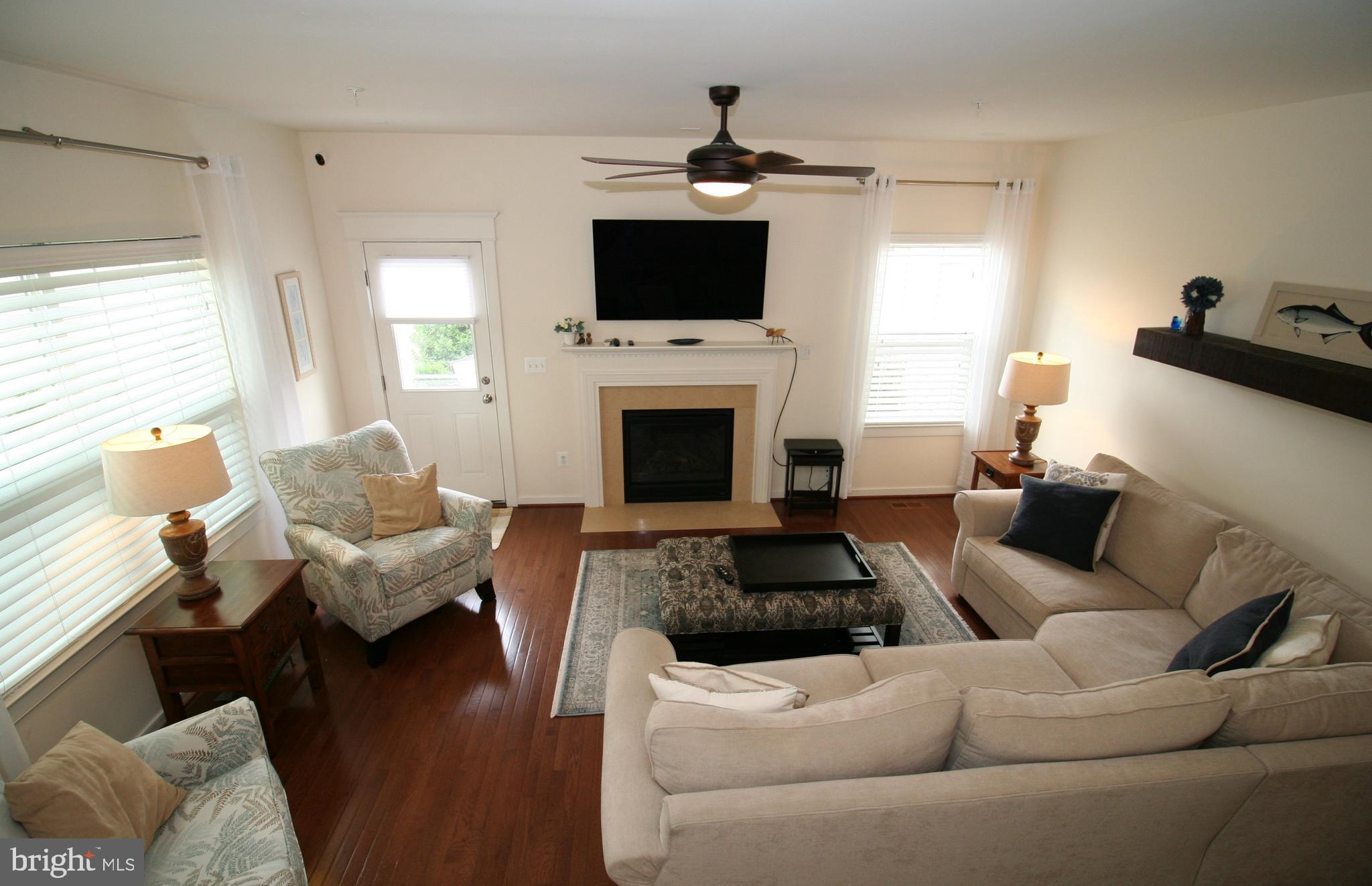 ELLENDALE - Residential