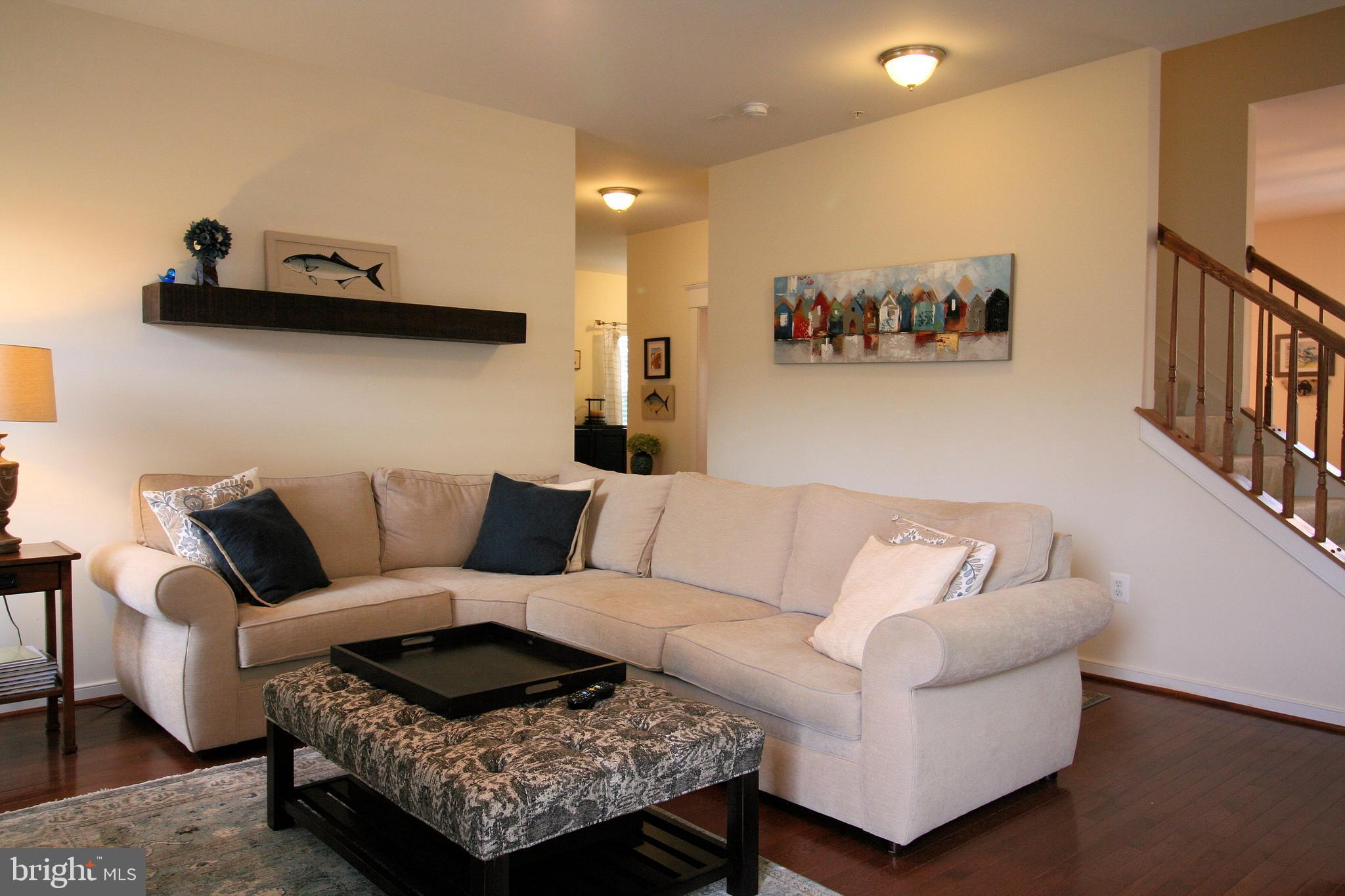 ELLENDALE - Residential