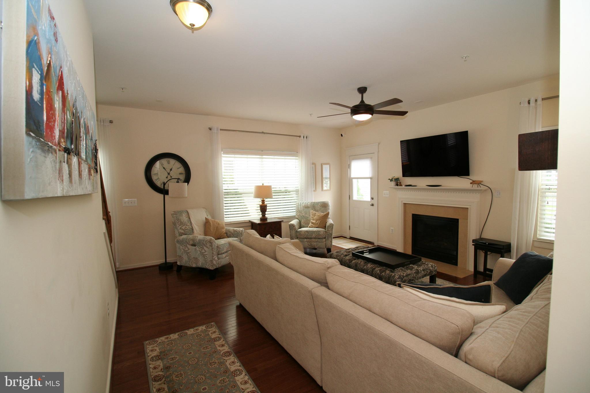 ELLENDALE - Residential