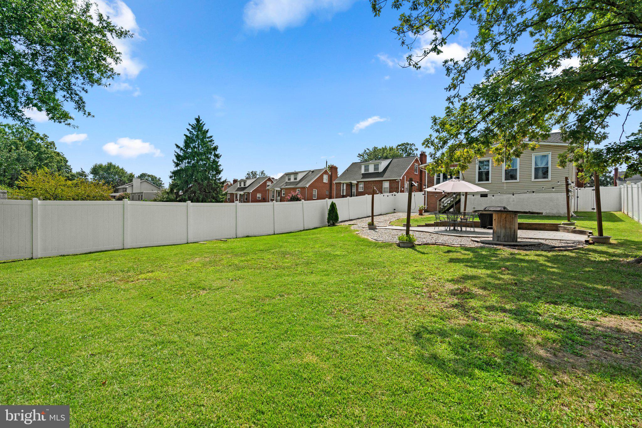 LOU HAR TERRACE - Residential