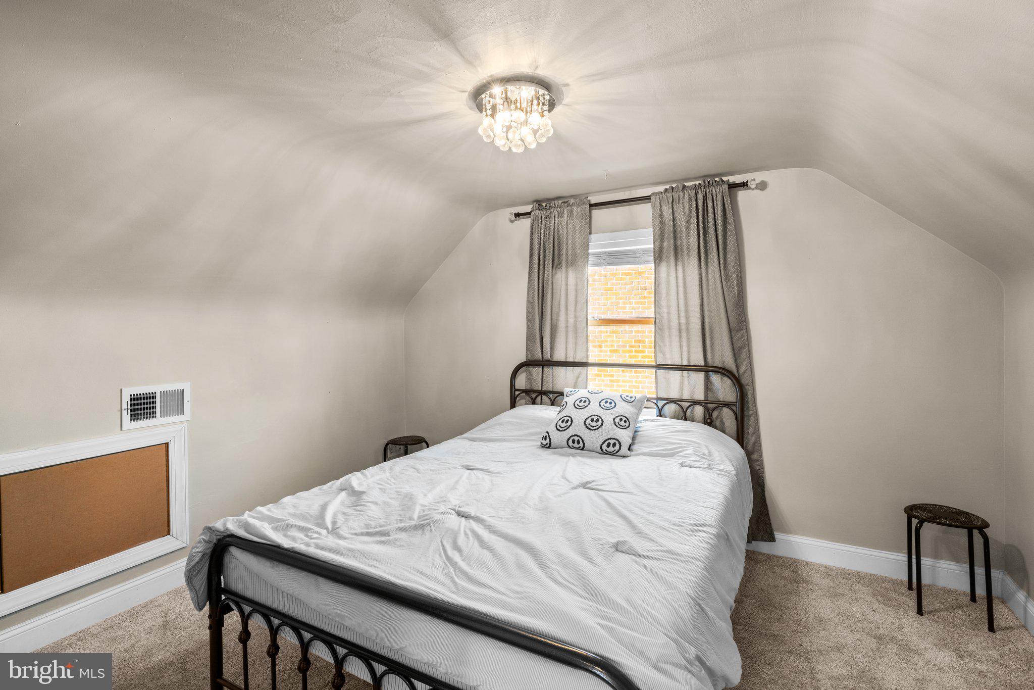 LOU HAR TERRACE - Residential