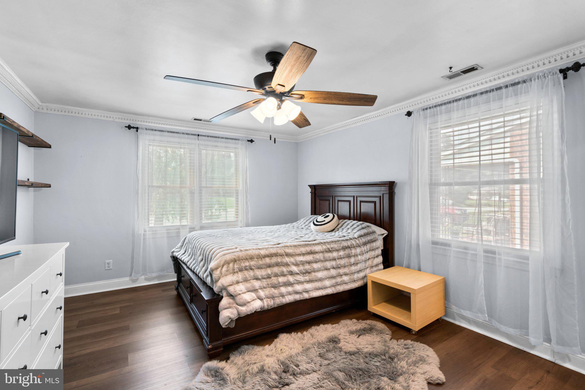 LOU HAR TERRACE - Residential