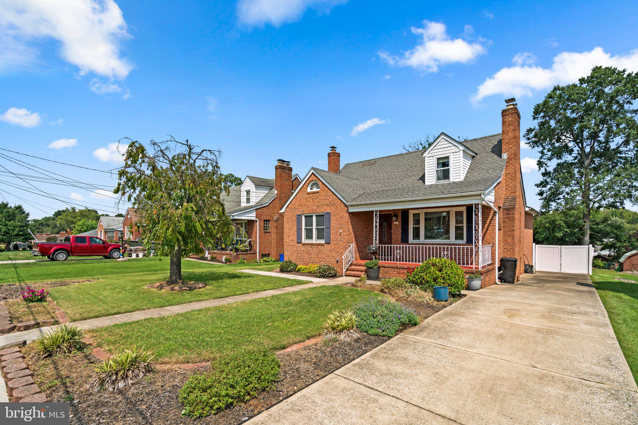 LOU HAR TERRACE - Residential