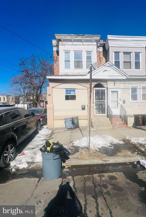 Townhouse For Sale - 441 Atlantic Avenue<br/> CAMDEN, NJ 08104