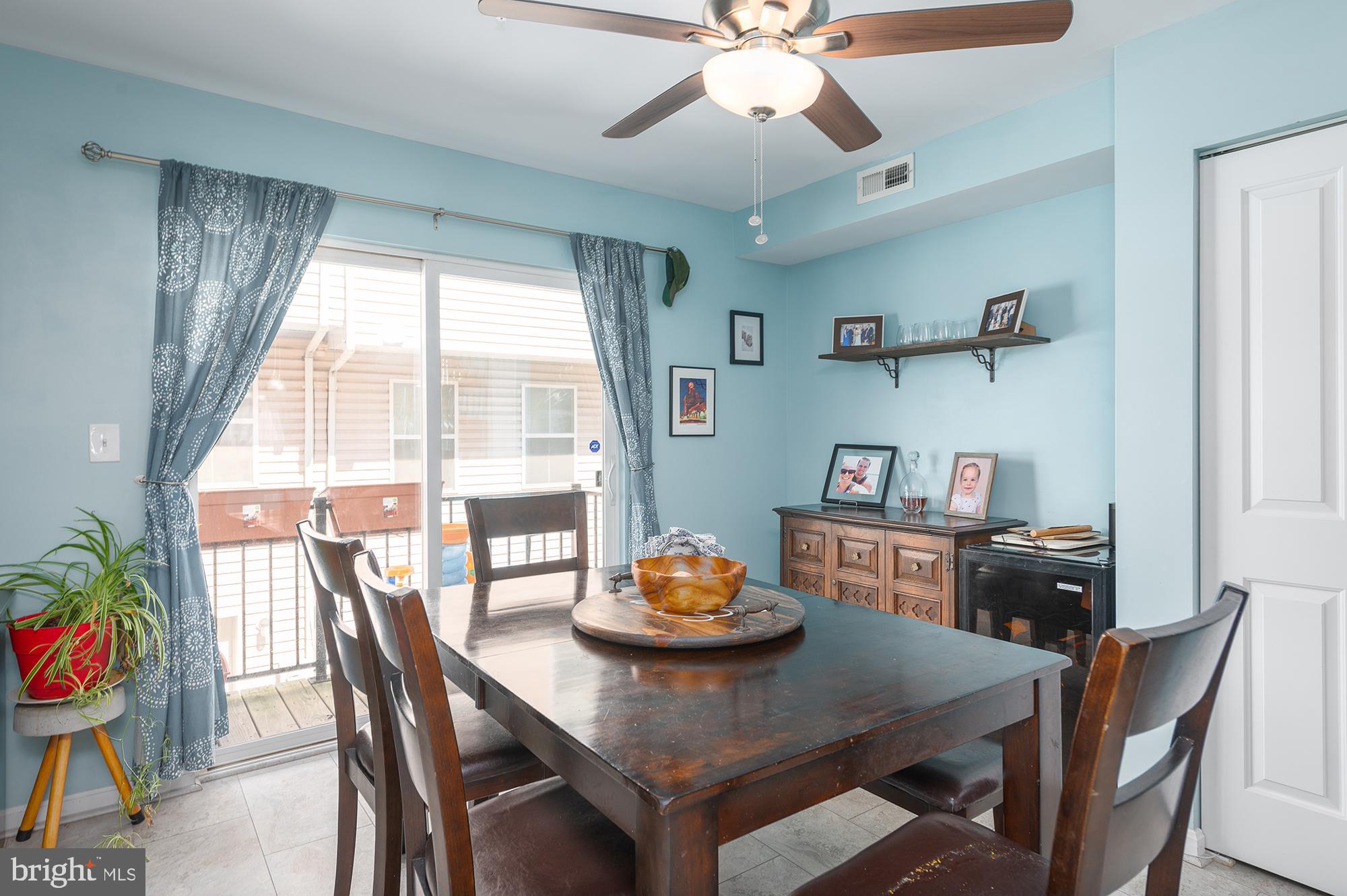 GREEKTOWN - Residential