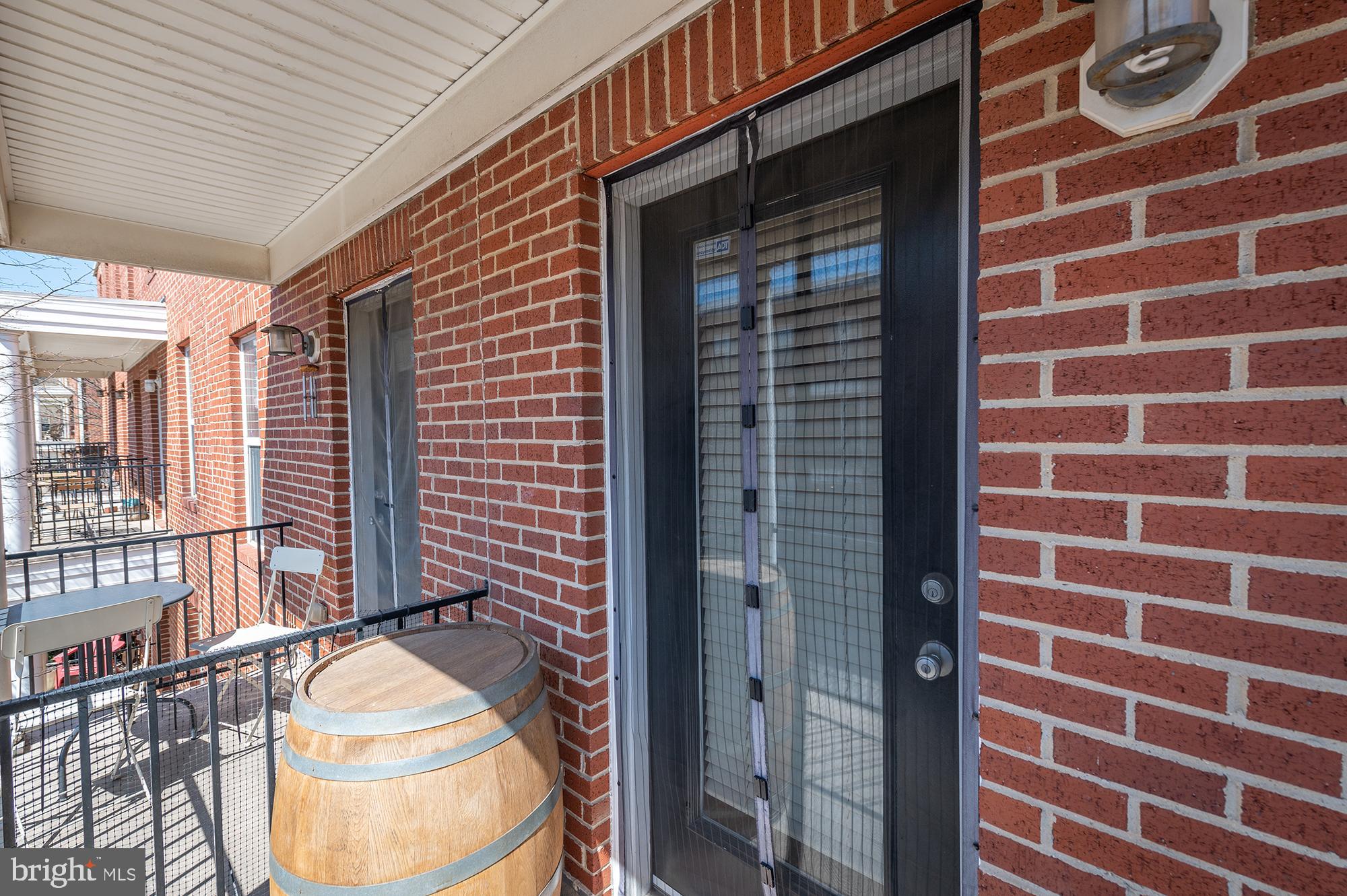 GREEKTOWN - Residential