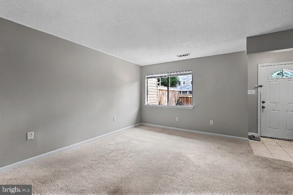 8627 VILLAGE WAY