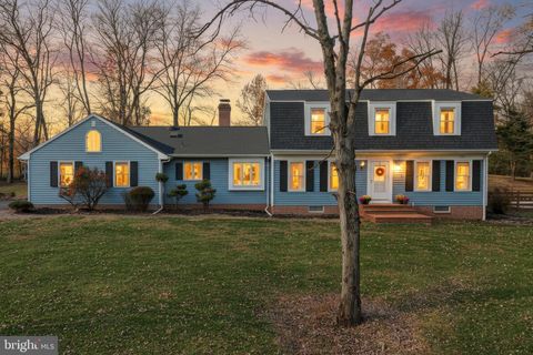 5821 N SALEM CHURCH ROAD DOVER PA 17315