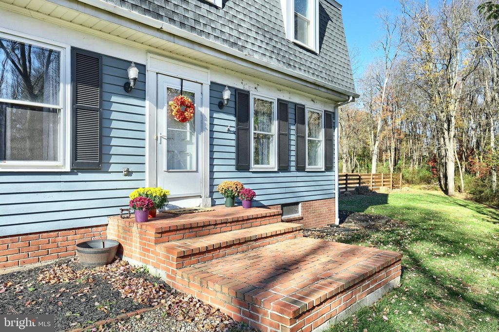 Photo of 5821 N Salem Church Road, DOVER, PA 17315 (MLS # PAYK2093140)