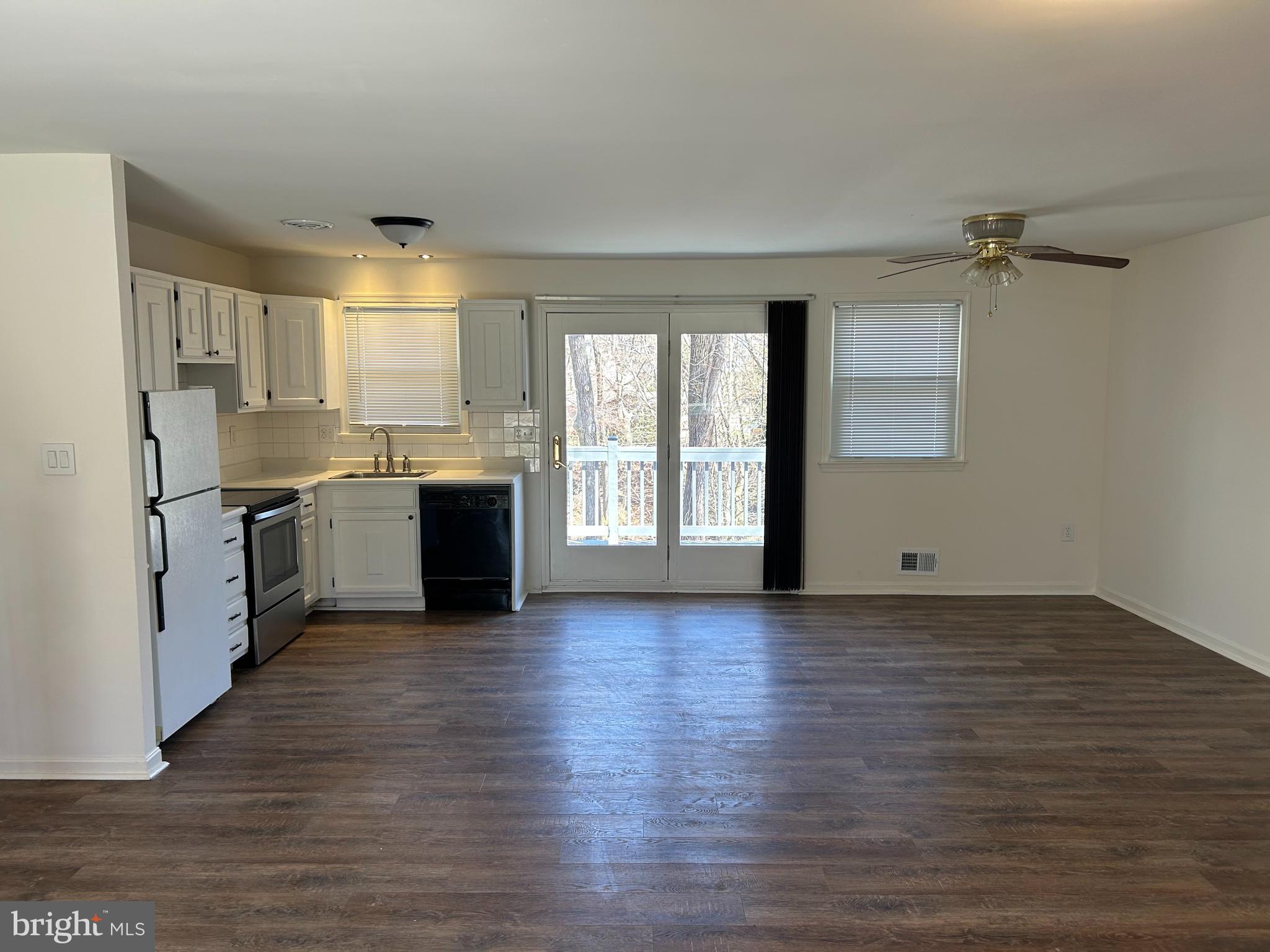 FORT WASHINGTON - Residential Lease