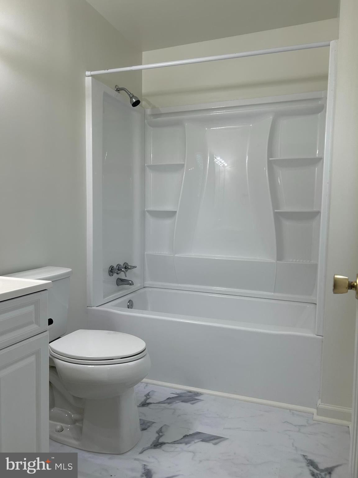 FORT WASHINGTON - Residential Lease