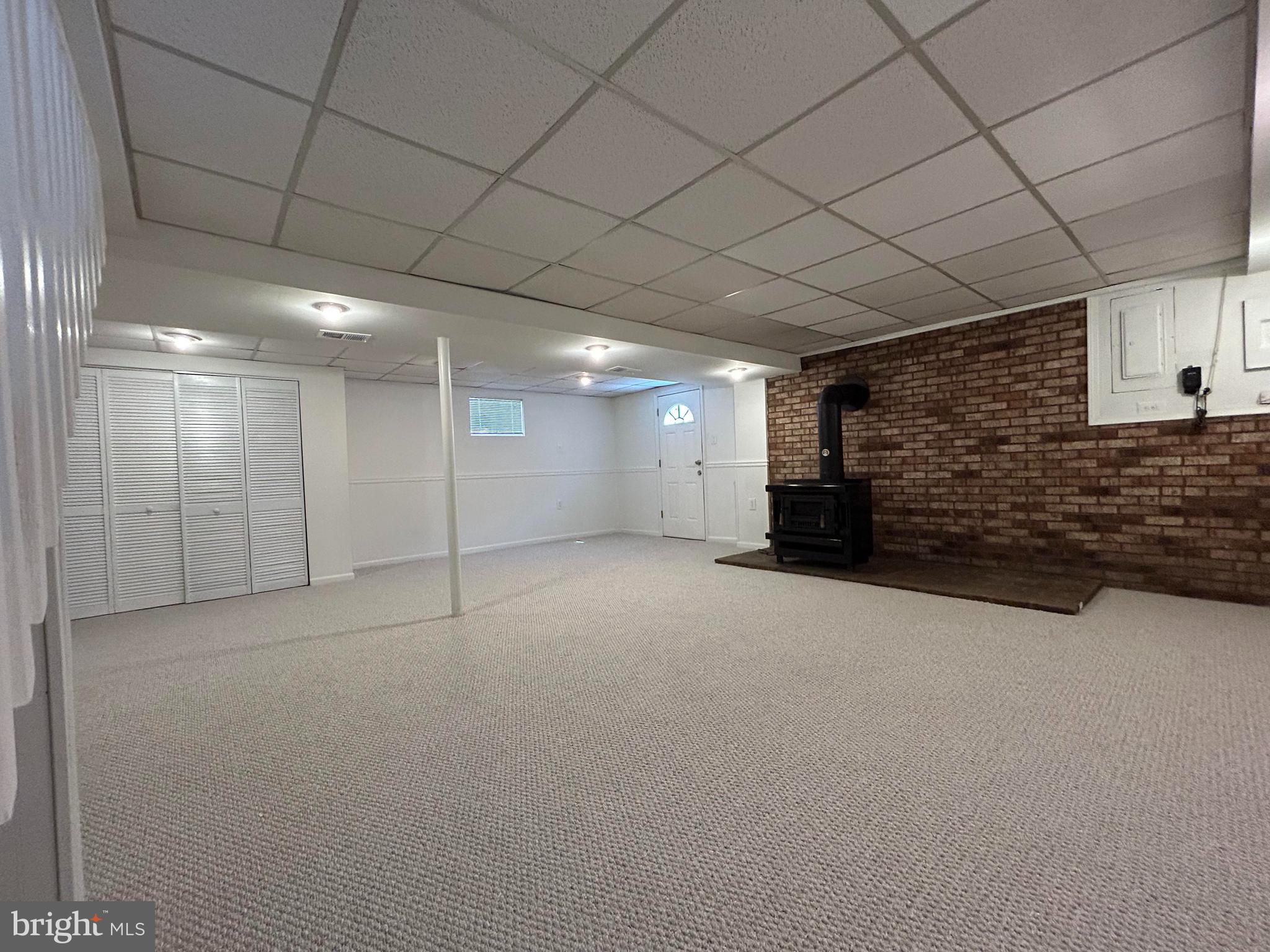 FORT WASHINGTON - Residential Lease