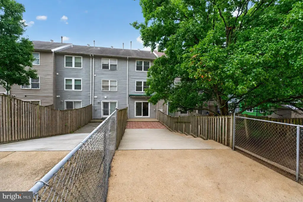 1321 Belmont Street NW, Washington, DC 20009