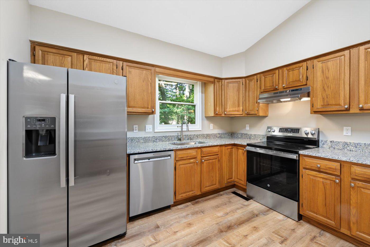 LAKE WILDERNESS - Residential