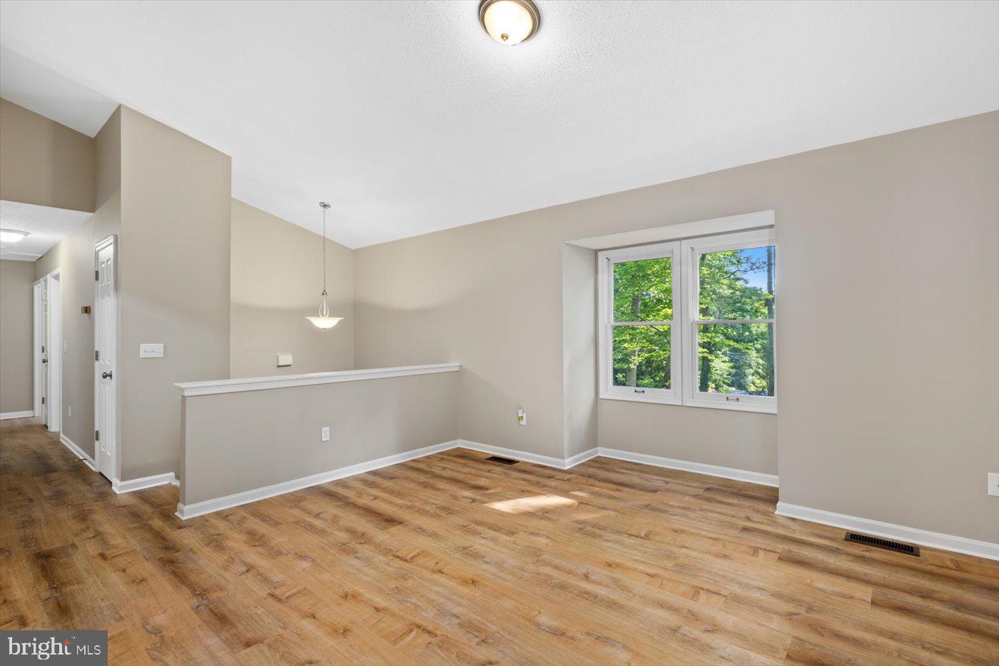 LAKE WILDERNESS - Residential