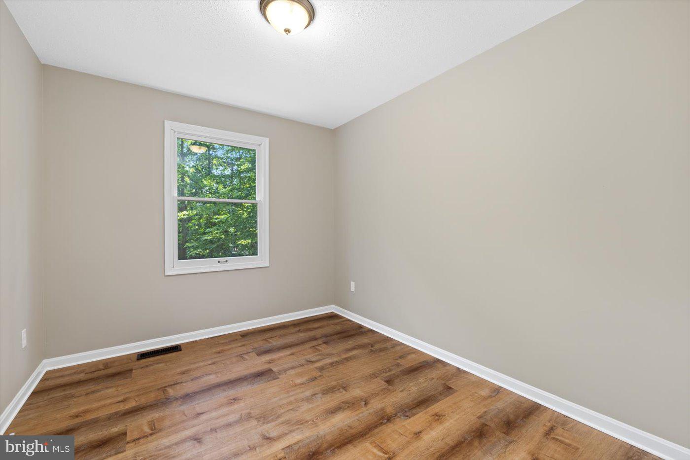 LAKE WILDERNESS - Residential