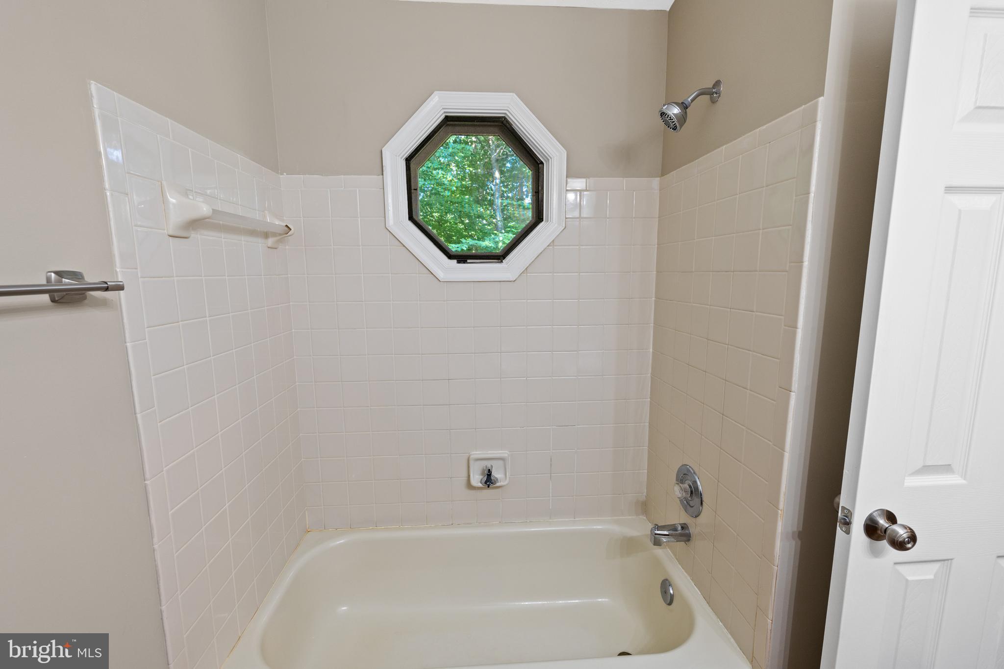 LAKE WILDERNESS - Residential